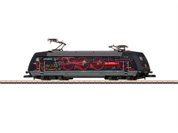 Märklin 88668 E-Lok DB BR 101 mit der Werbegestaltung "100 Jahre BR 01" - Z (1:220)