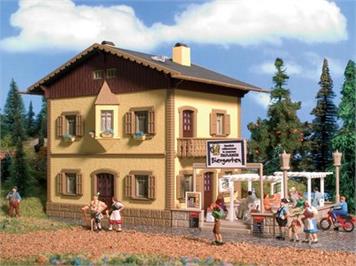 Vollmer 9233 Gasthaus mit Biergarten Spur H0