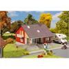 Faller Hobby 131355 Wohnhaus mit Terrasse H0