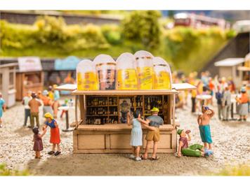 Noch 12025 Laser-Cut "Am Kiosk" mit 6 Figuren HO