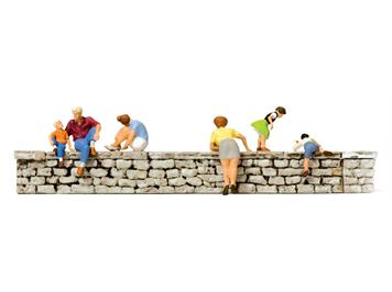Preiser 10615 Kinder auf der Mauer - H0 (1:87)