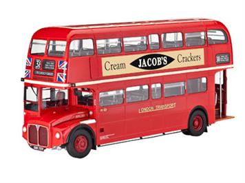 Revell 07651 London Bus 66 1:24