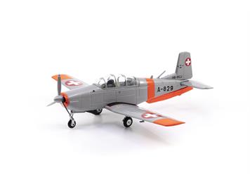 ACE 001301 Pilatus P-3 A-829 inklusive Chromständer - Massstab 1:72