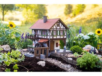 POLA 331115 Wassermühle mit Fachwerk - G (1:22,5)