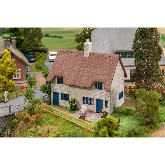 Faller 131322 Wohnhaus mit Strohdach - H0 (1:87)