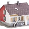 Faller Hobby 131355 Wohnhaus mit Terrasse H0 | Bild 2