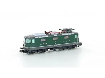 Hobbytrain 3024 E-Lok Re 4/4 II SBB grün mit Halogenscheinwerfer, Ep.V - N (1:160)