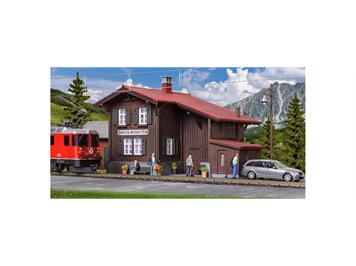 Kibri 39493 Bahnhof Davos-Monstein mit Beleuchtung - H0 (1:87)