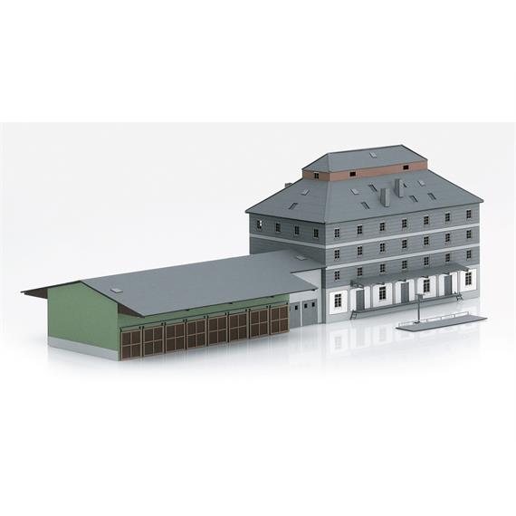 Minitrix 66324 Bausatz "Raiffeisen Lagerhaus mit Markt" N