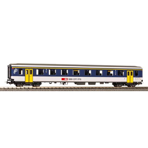 PIKO 96098 SBB Personenwagen EW I 1. Klasse 045-1 NPZ-Lackierung, Ep. V - H0 (1:87)