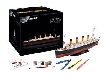 Revell 01038 Adventskalender RMS Titanic, Bausatz - Massstab 1:600