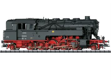 TRIX 25097 Dampflok BR 95 DR mit Ölfeuerung, DCC/mfx mit Sound, H0