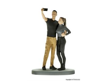Viessmann 1559 Paar schiesst Selfie und Blitzlicht - H0 (1:87)